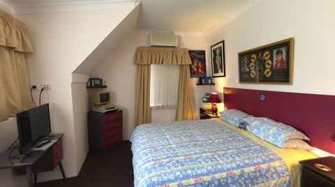 Aarn House B&B Airport Accommodation - Accommodation Perth 1