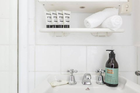 Acland Central Studio - A Cosy St Kilda Escape - Accommodation Perth 3