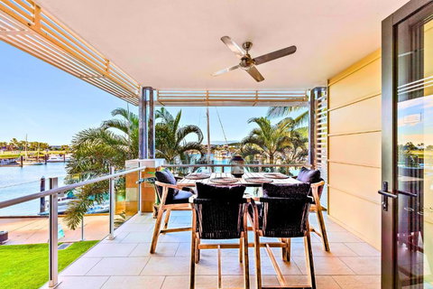 Absolute Luxury Marina Lifestyle At The Port Of Airlie Beach - Accommodation Perth 0