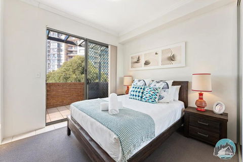 Aircabin - Parramatta - Free Parking - 1 Bed Apt - Accommodation Perth 0