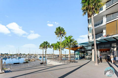Aircabin - Shell Cove - Next To Marina - 2BR Apt - Accommodation Perth 0