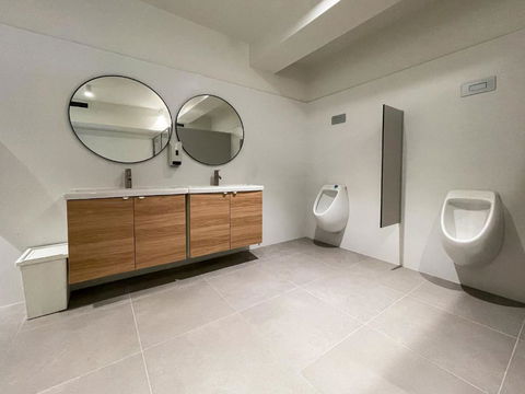 Airone Capsule Hotel - Accommodation Perth 4