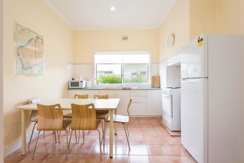 Albany Holiday Units - Perth Resorts 3