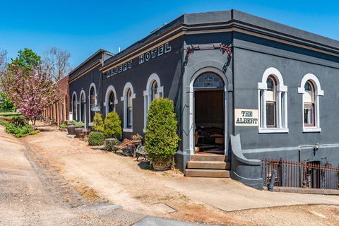 Albert Hotel Daylesford - Accommodation Perth 3