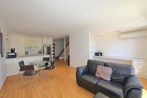 Alexandra Apartments - Accommodation Perth 2