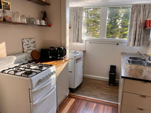 Alkira Cottage - Cozy, Comfortable, And Convenient - Perth Resorts 1
