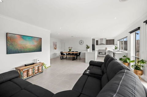 All Day Sunshine And Relaxation -Pet Friendly - Perth Resorts 1