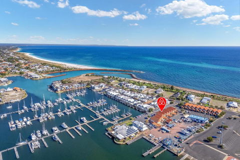 All Decked Out, Geographe Marina - Perth Resorts 2