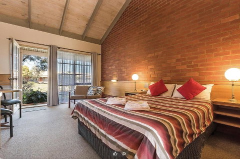 All Rivers Accommodation - Perth Resorts 3