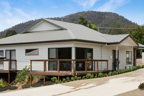 All Seasons Marysville - Accommodation Perth 2