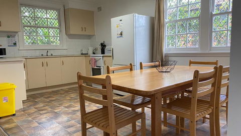 Allamanda House, 3 Willow Street - Accommodation Perth 4