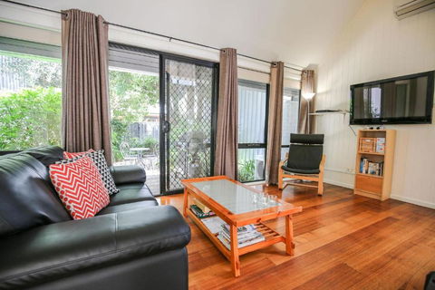 Allambie Cottages - Villa 2 - Accommodation Perth 0
