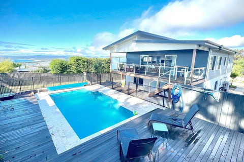 Allawah - 5 Bedroom Luxury Home With A Pool - Perth Resorts 0