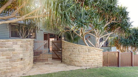Allawah Cottage - Most Popular Beach House - Accommodation Perth 2