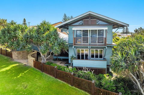 Allawah Cottage - Most Popular Beach House - Accommodation Perth 1