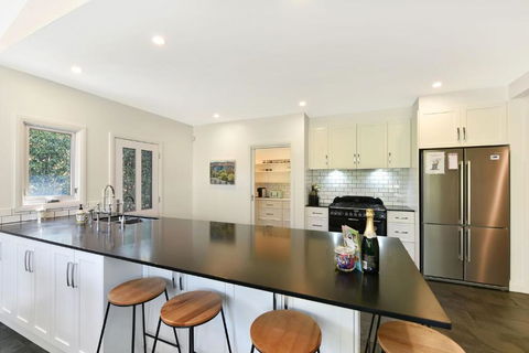 Alleura House - Accommodation Perth 2
