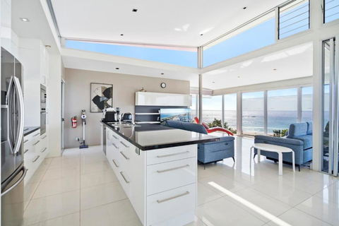 Allure - Accommodation Perth 4