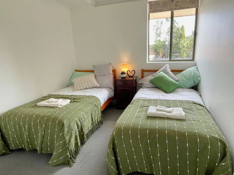 Aloha Adelaide - Accommodation Perth 2