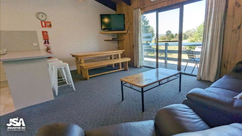 Alpha Centauri 8 - Perth Resorts 3