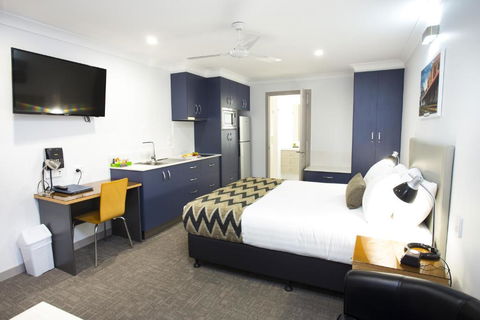 Altitude Motel Apartments - Accommodation Perth 3