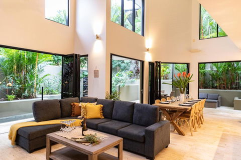 Amalfi - Port Douglas, Luxury In The Centre Of Town - Perth Resorts 0