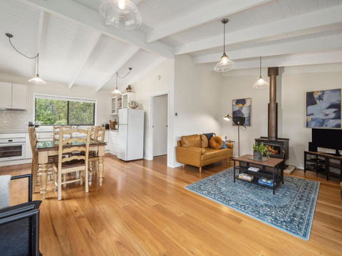 Amaroo Cottage - Accommodation Perth 0