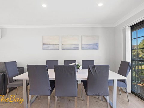 Amaroo Cres No 20 Fingal Bay Holiday Home - Perth Resorts 3