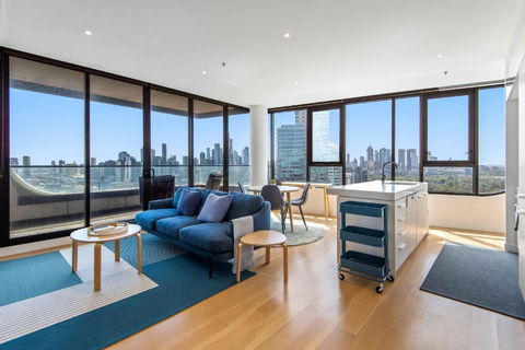 Amazing City Sea & Shrine View W Free Parking - Accommodation Perth 0