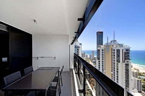 Amazing Location At Circle On Cavill - One Bedroom Self Contained Apartments - Privately Managed - Perth Resorts 1