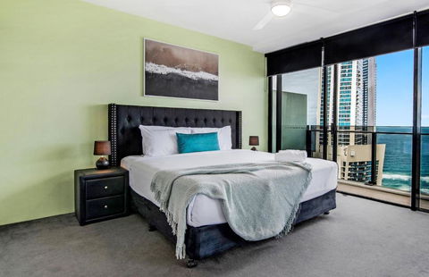 Amazing Location At Circle On Cavill - One Bedroom Self Contained Apartments - Privately Managed - Perth Resorts 3