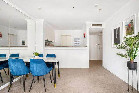 Amazing Sydney Apartment With Pool, Gym And Sauna - Accommodation Perth 2