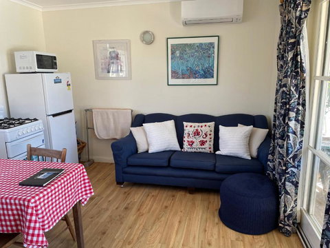Amazing Views Pet Friendly Bed And Breakfast - Accommodation Perth 4