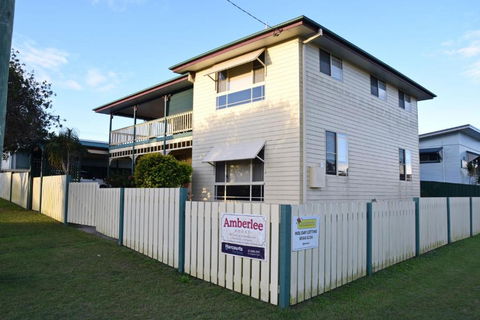 Amberlee House - Bring Your Own Linen - Perth Resorts 0