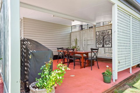 Ambiente Cottage - Pet And Family Friendly - Accommodation Perth 2