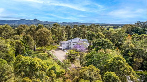 Ananda - Magnificent Byron Hinterland Retreat - Perth Resorts 4