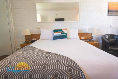 Anchor Bay Motel - Accommodation Perth 1