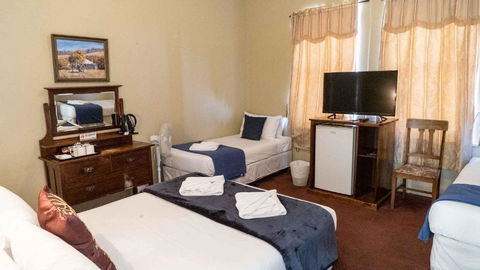 Anchorage Seafront Hotel - Accommodation Perth 3