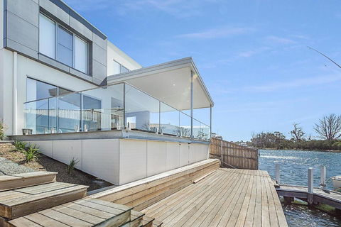 Anchored - Accommodation Perth 0
