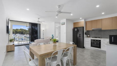 Anchors Away - Waterfront Unit - Accommodation Perth 1