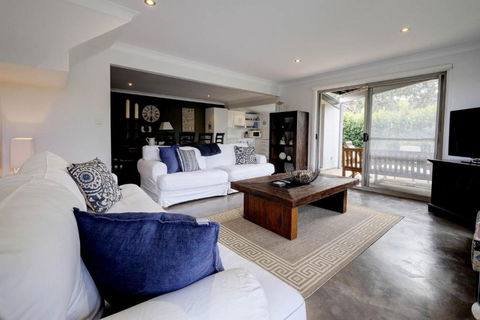 Anglers Cove - Perth Resorts 1