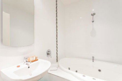 Anglesea River Apartment 23 - Perth Resorts 3