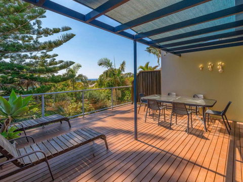 Angourie Blue 8 - Perth Resorts 3