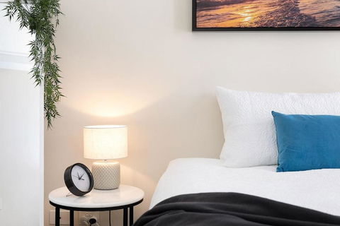 Amazing River View - 3 Bedroom Apartment - Brisbane CBD - Netflix - Fast Wifi - Carpark - Accommodation Perth 4