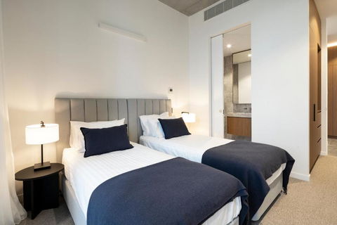 Alfred & Turner Apartments, Luxury 2 Bedroom Condos In The Heart Of The Valley - Accommodation Perth 2