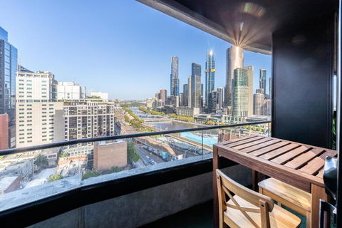 Aura2107, 2 Bedroom Apartment With Balcony, Stunning Yarra River And City Views - Accommodation Perth 0