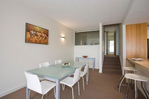 Apartment 15 Kalimna - Accommodation Perth 4