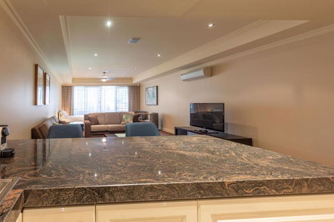 Apartment 2, 9 River Lane Mannum - Accommodation Perth 2