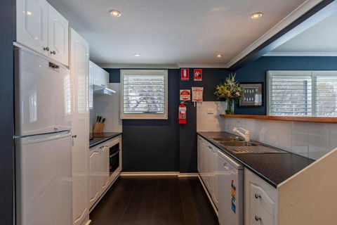 Apartment 5 - The Stables Perisher - Accommodation Perth 3