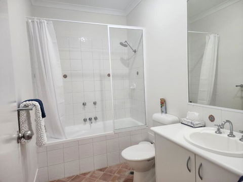 Apartment In Apollo Quays Resort With Shared Jetty - Accommodation Perth 2