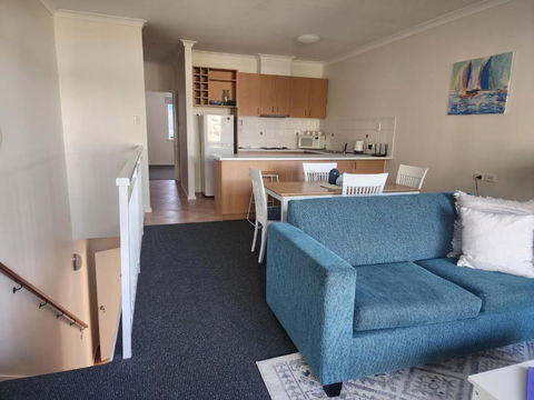 Apartment In Apollo Quays Resort With Shared Jetty - Accommodation Perth 3